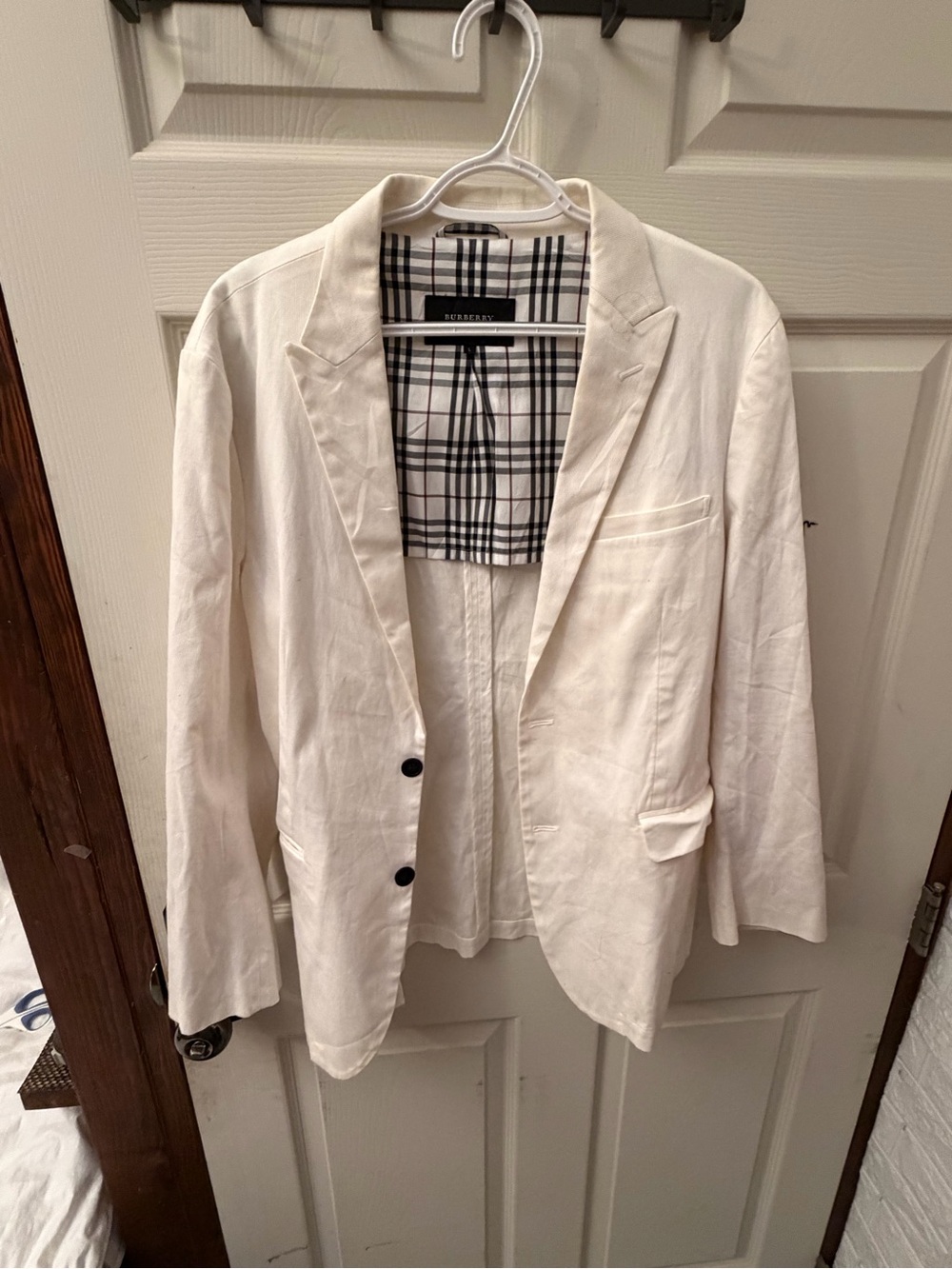 Burberry Cream Single-Breasted Blazer with Checked Lining
